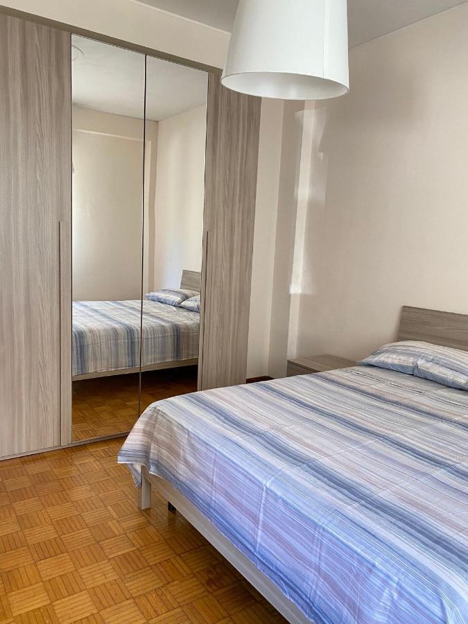 Vesna Apartment Ντεζεντσάνο ντελ Γκάρντα Εξωτερικό φωτογραφία