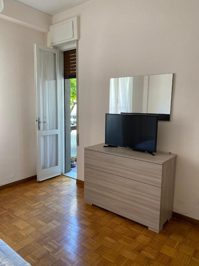 Vesna Apartment Ντεζεντσάνο ντελ Γκάρντα Εξωτερικό φωτογραφία